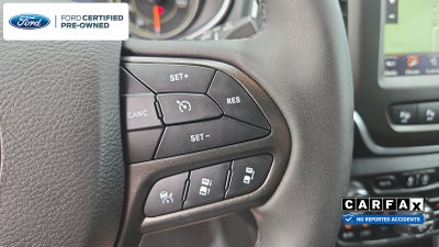 2023 Jeep Cherokee Trailhawk