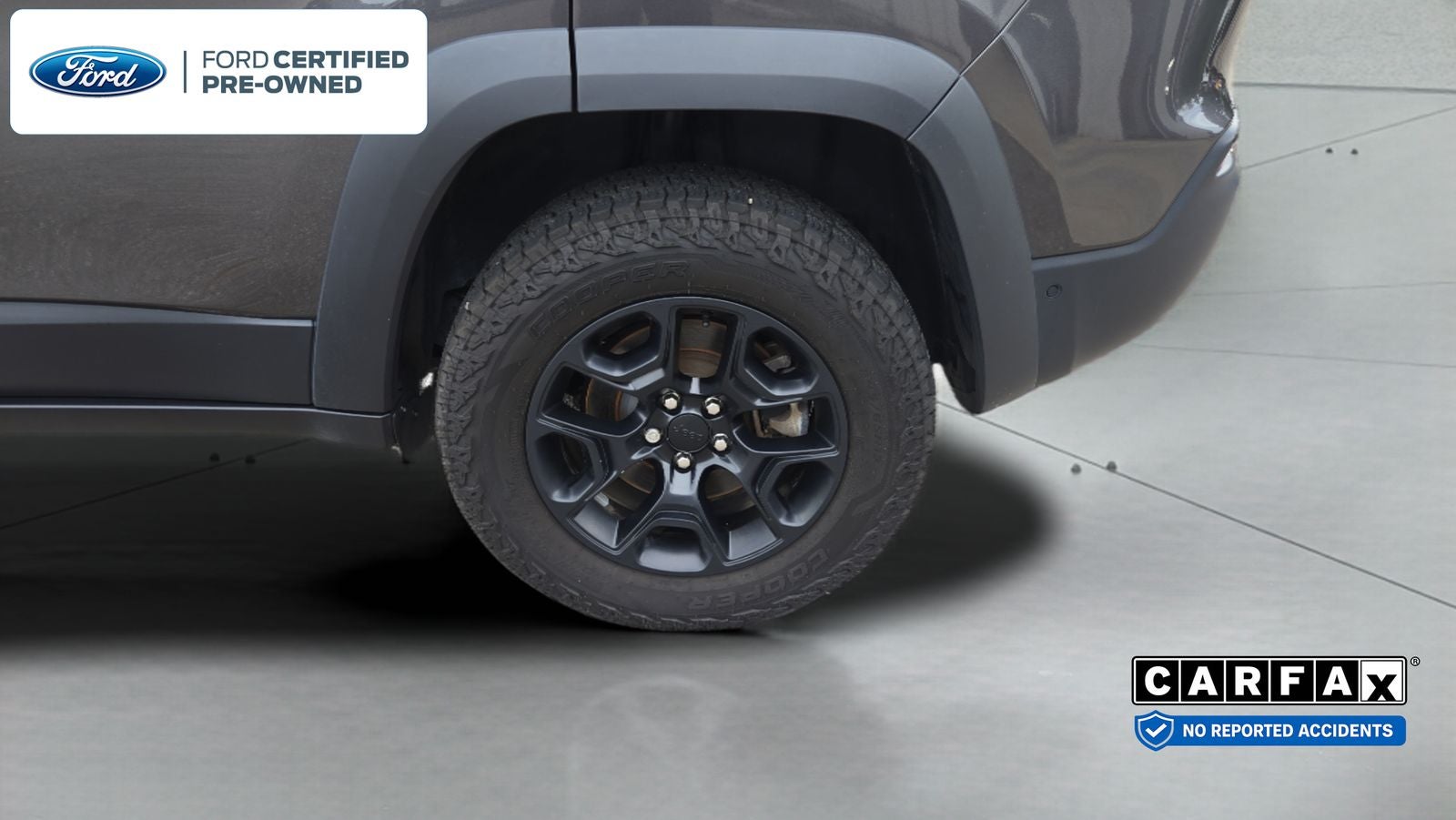 2023 Jeep Cherokee Trailhawk