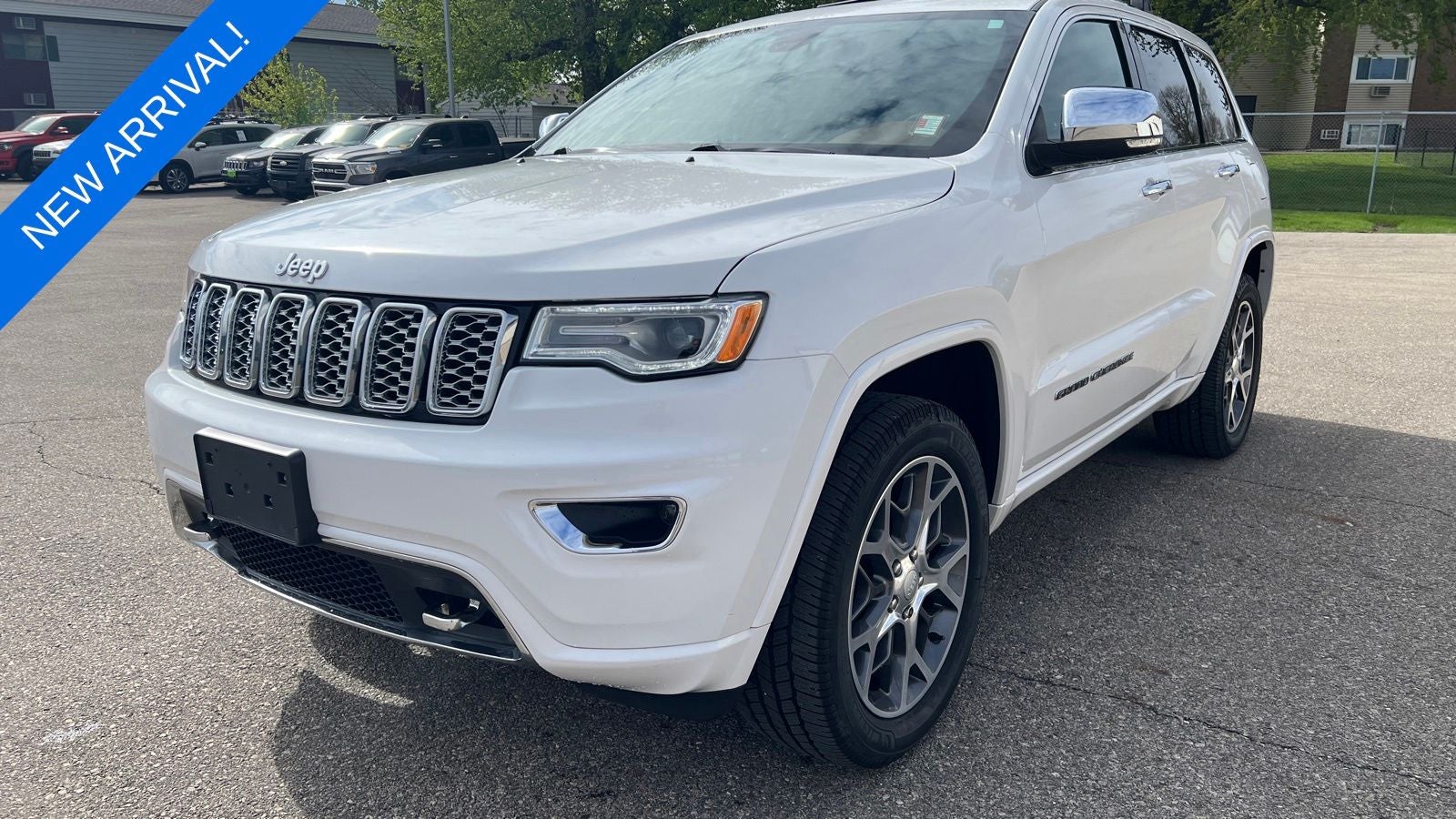 Used 2020 Jeep Grand Cherokee Overland with VIN 1C4RJFCG4LC235519 for sale in Austin, Minnesota