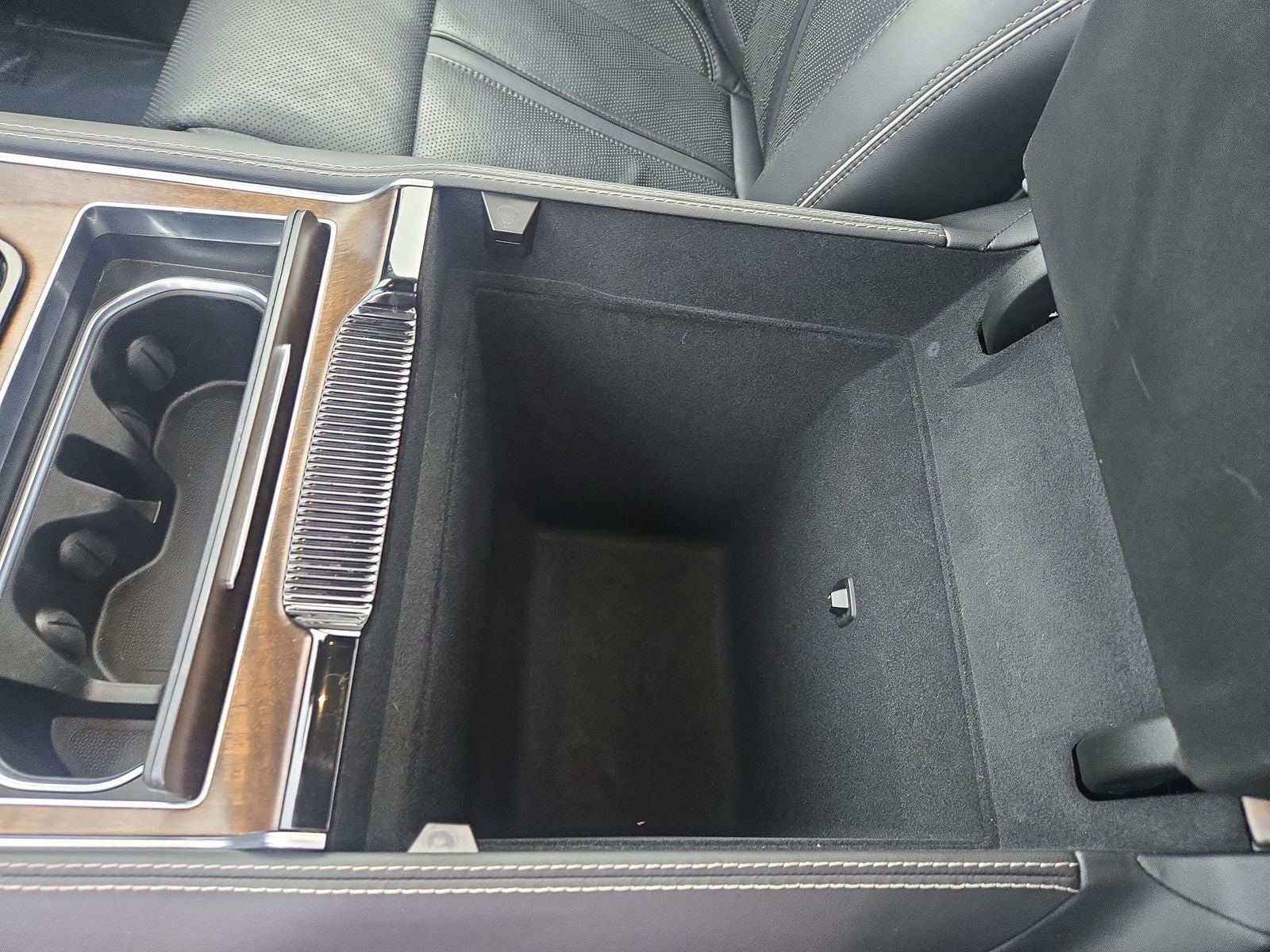 2023 Jeep Grand Wagoneer Series II