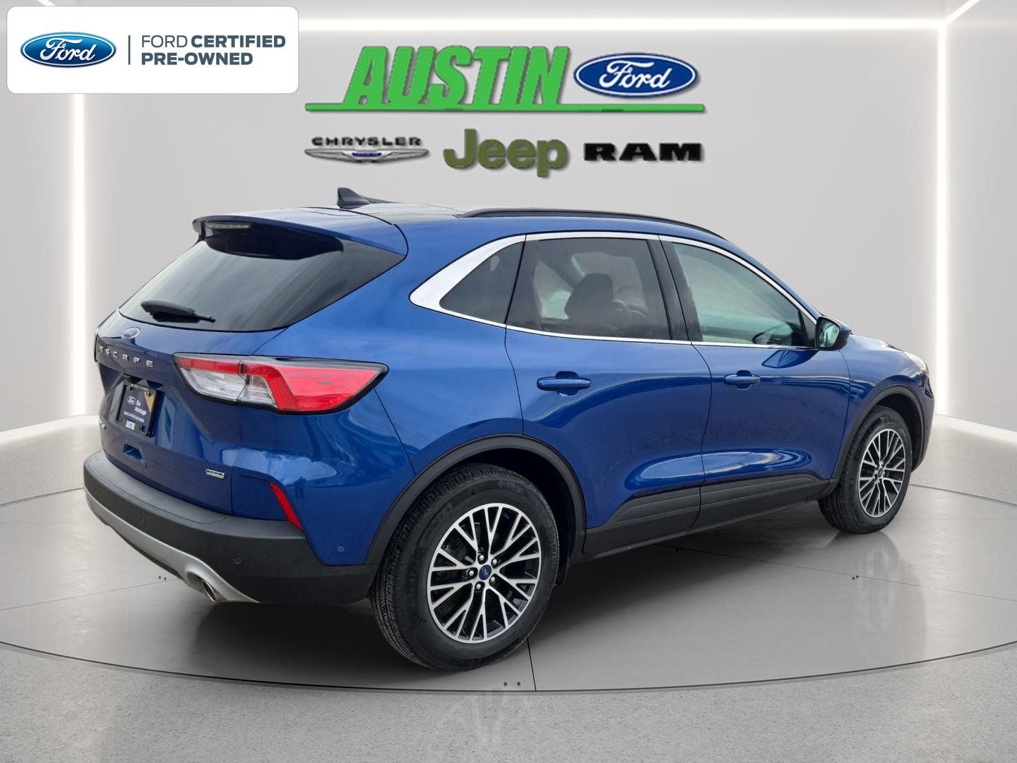 2022 Ford Escape Plug-In Hybrid Titanium