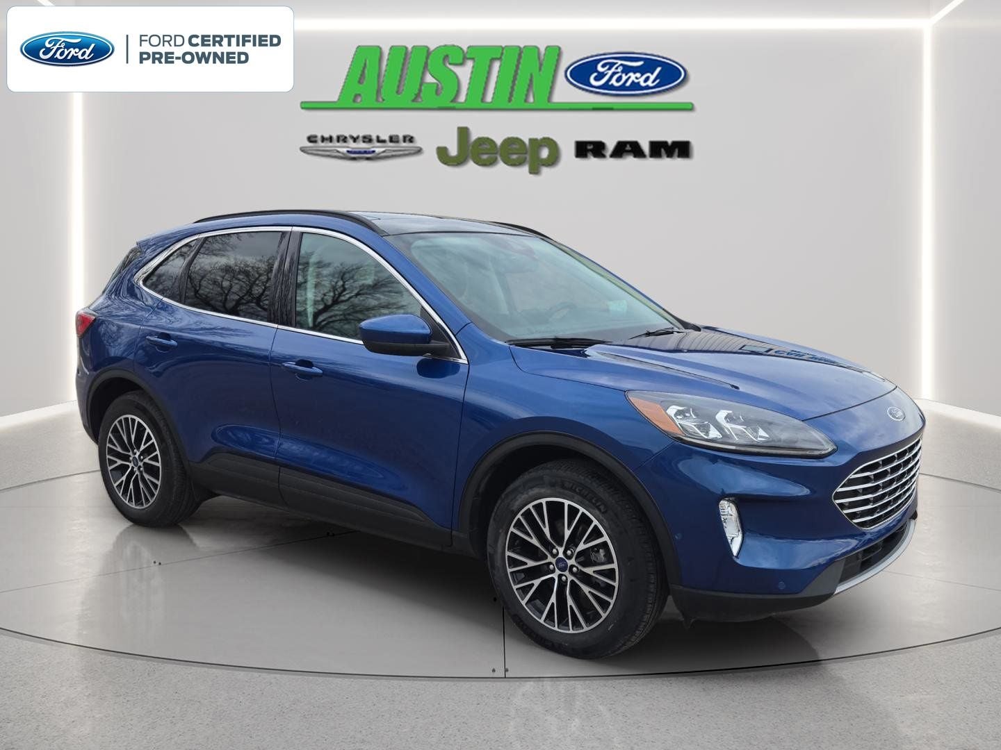 2022 Ford Escape Plug-In Hybrid Titanium