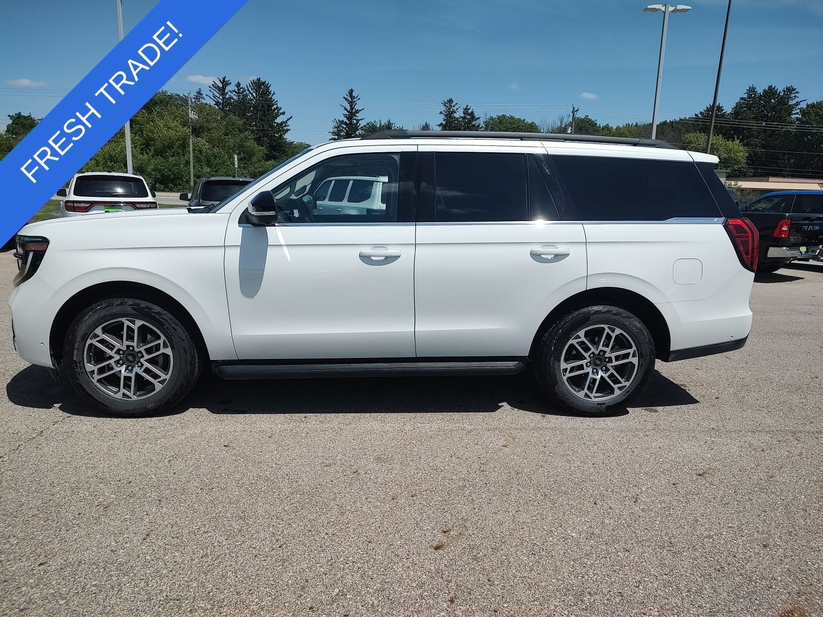 2025 Ford Expedition Active