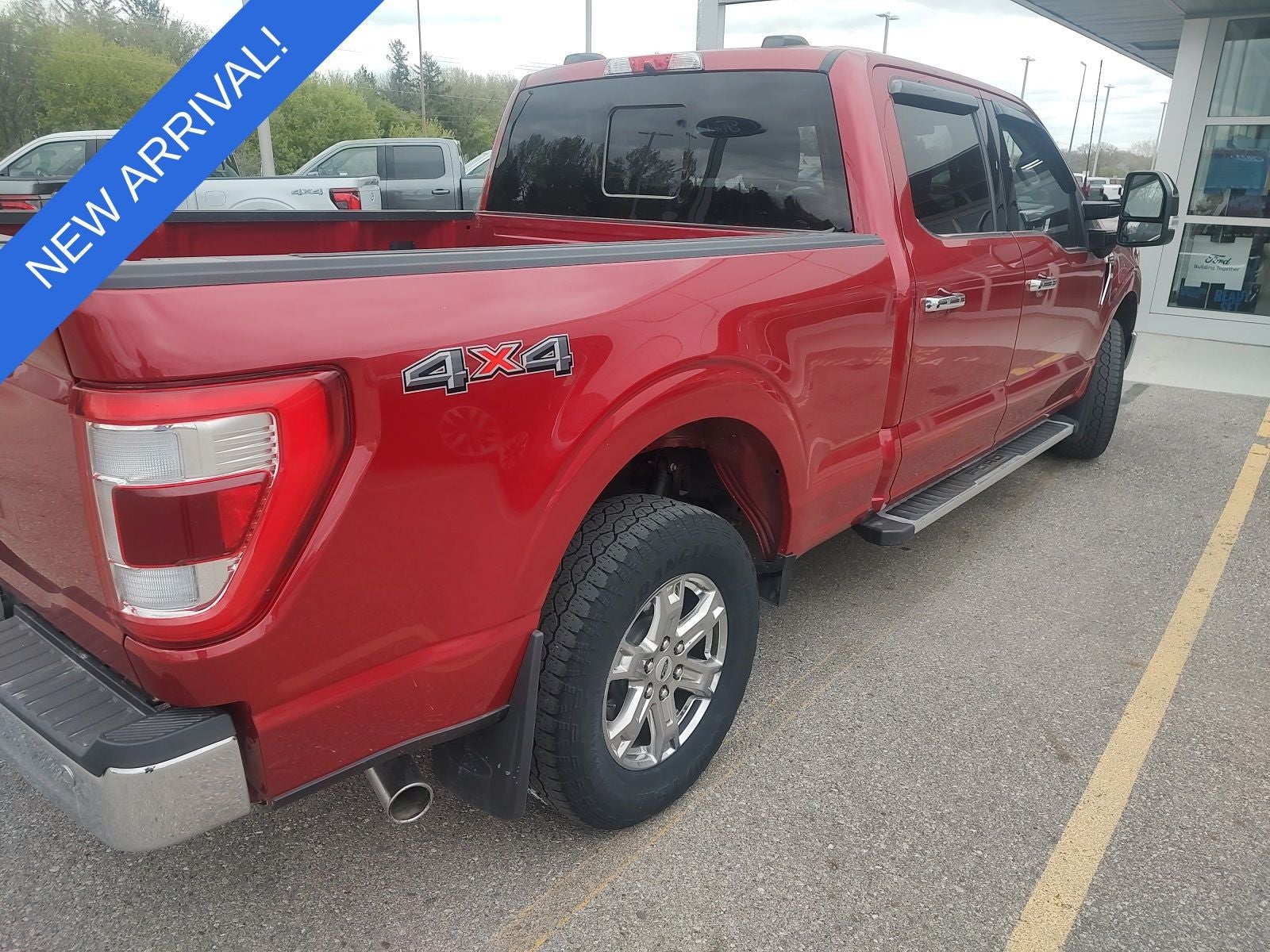 2023 Ford F-150 Lariat LONG BOX!