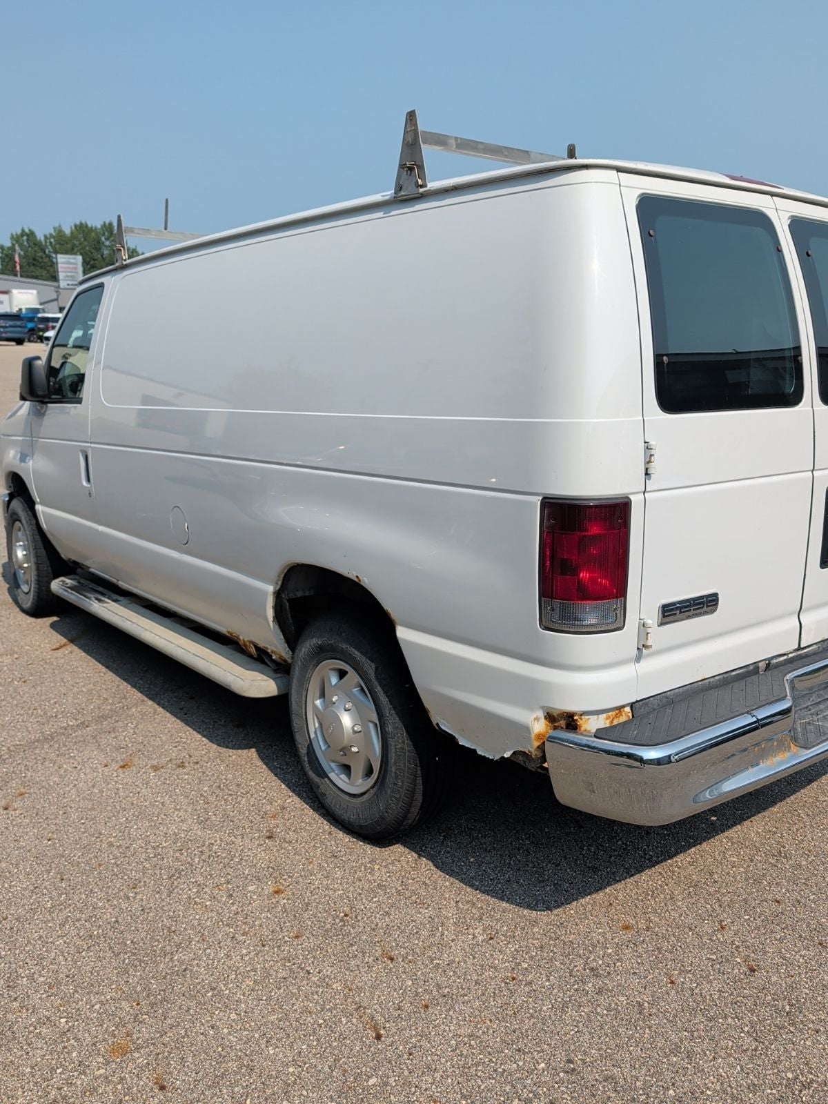 2009 Ford E-250 Commercial