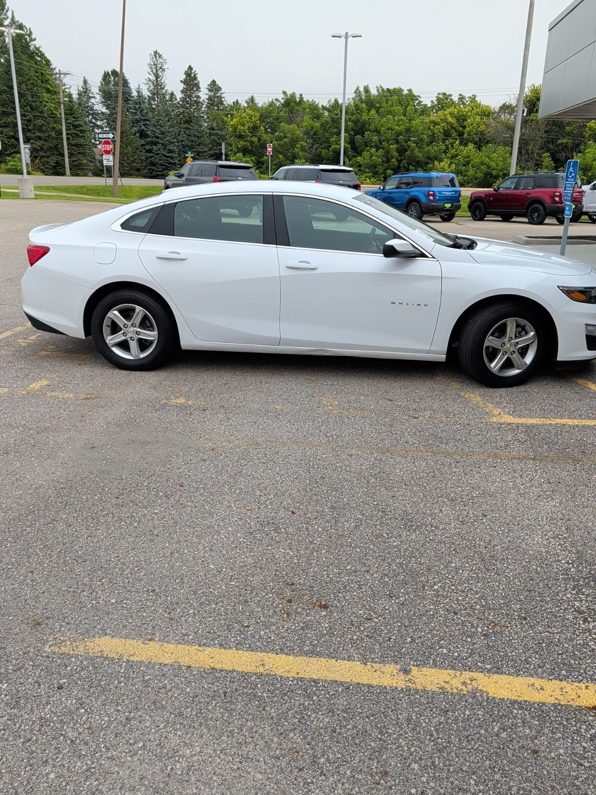 2022 Chevrolet Malibu LS 1FL