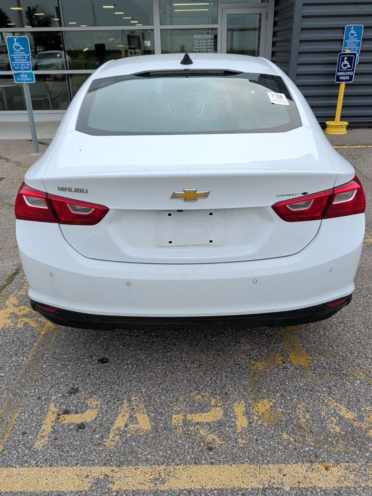 2022 Chevrolet Malibu LS 1FL