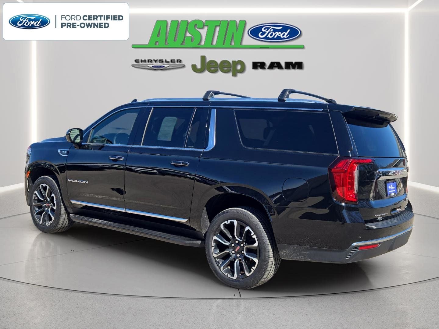 2023 GMC Yukon XL SLT