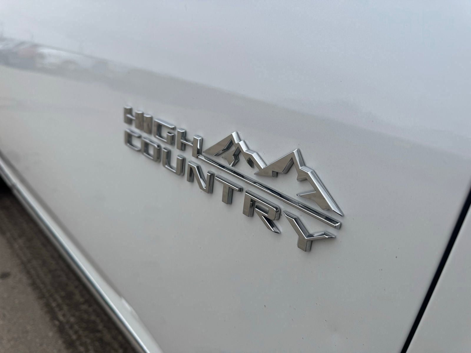 2022 Chevrolet Traverse High Country