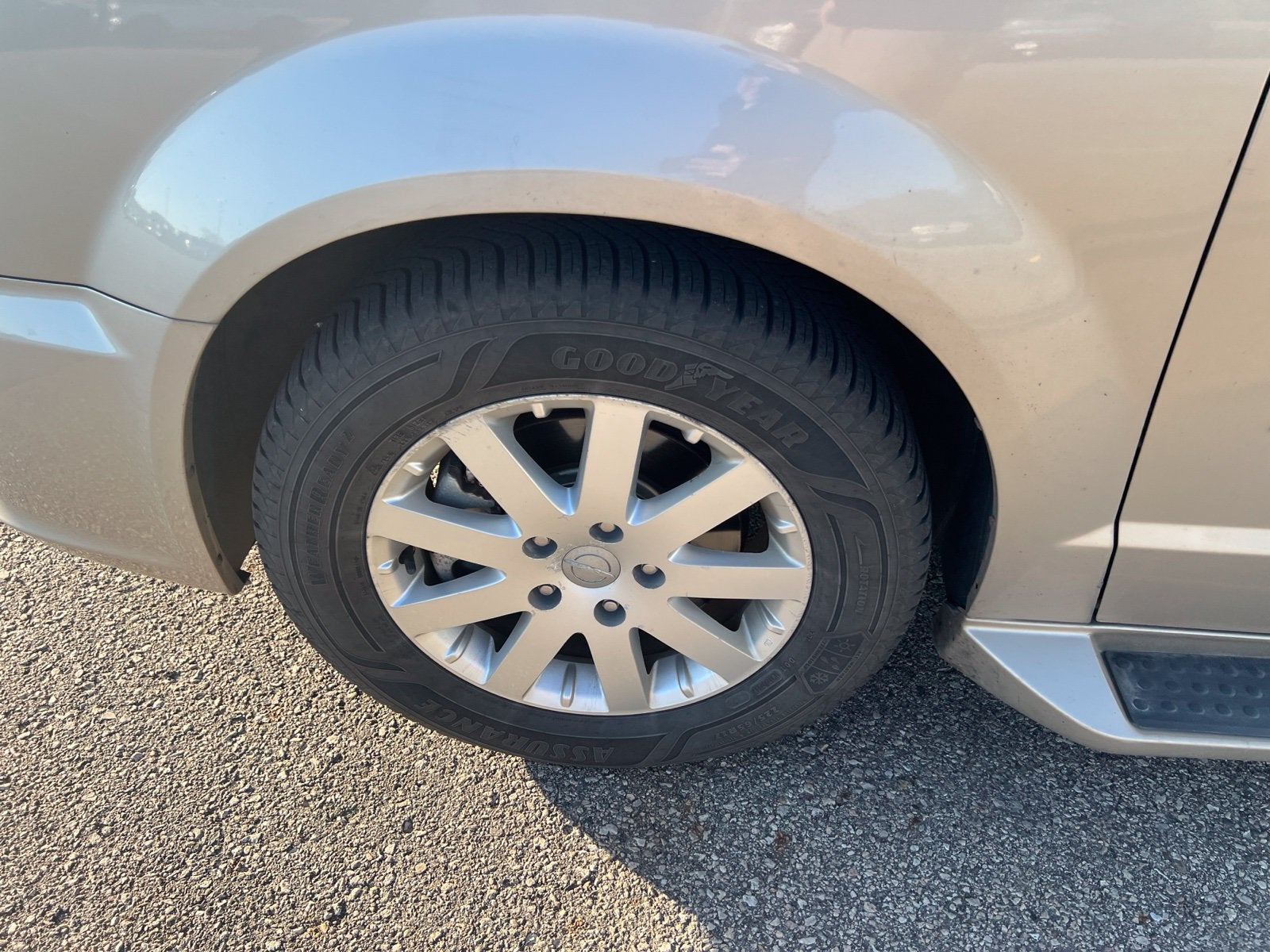 2012 Chrysler Town & Country Touring-L