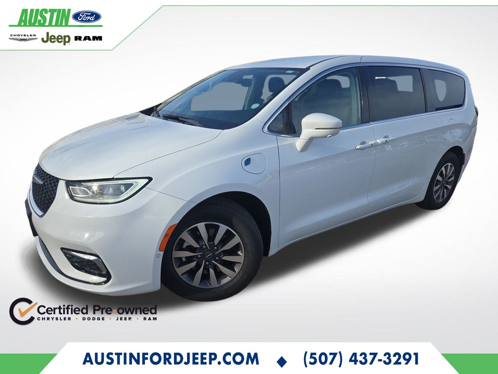 2022 Chrysler Pacifica Hybrid Touring L Theatre System!