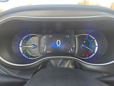 2022 Chrysler Pacifica Hybrid Touring L Theatre System!