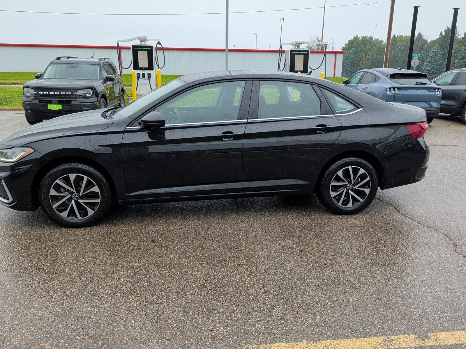 Used 2025 Volkswagen Jetta S with VIN 3VW5X7BU3SM010481 for sale in Austin, MN