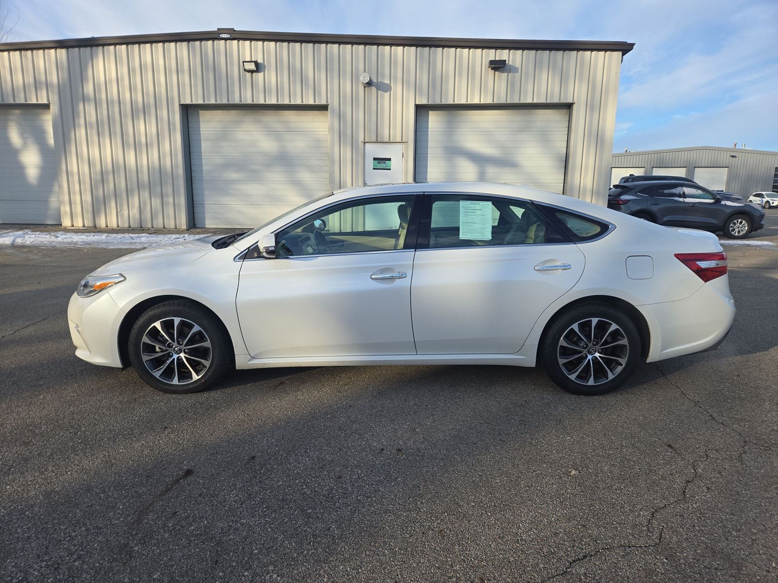 2018 Toyota Avalon XLE Plus