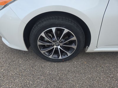 2018 Toyota Avalon XLE Plus