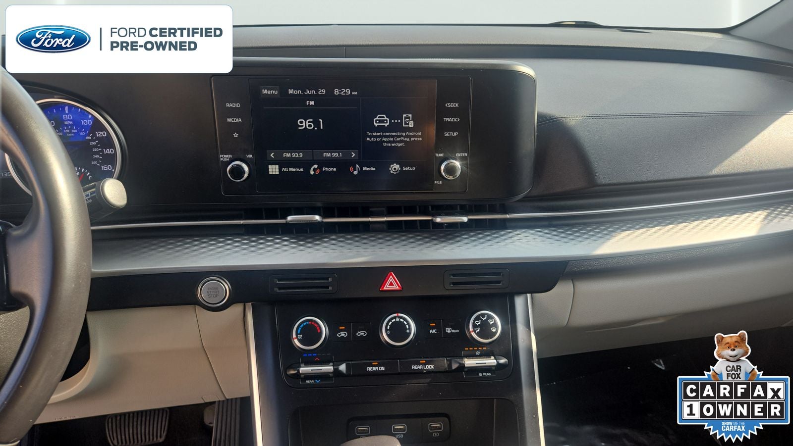2023 Kia Carnival LX Seat Package