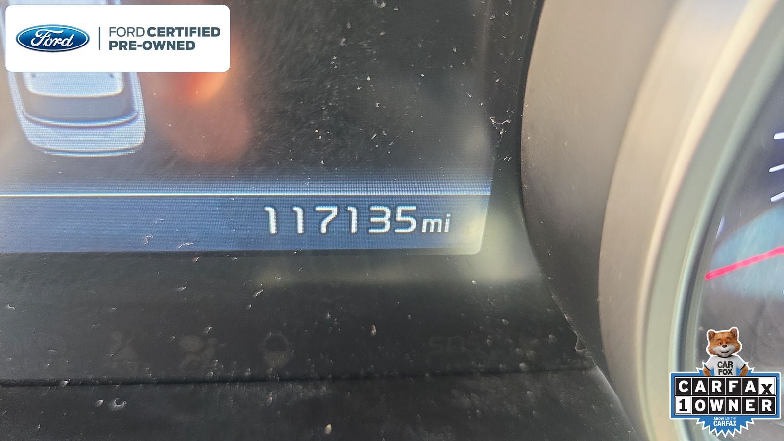 2023 Kia Carnival LX Seat Package