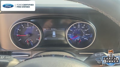 2023 Kia Carnival LX Seat Package