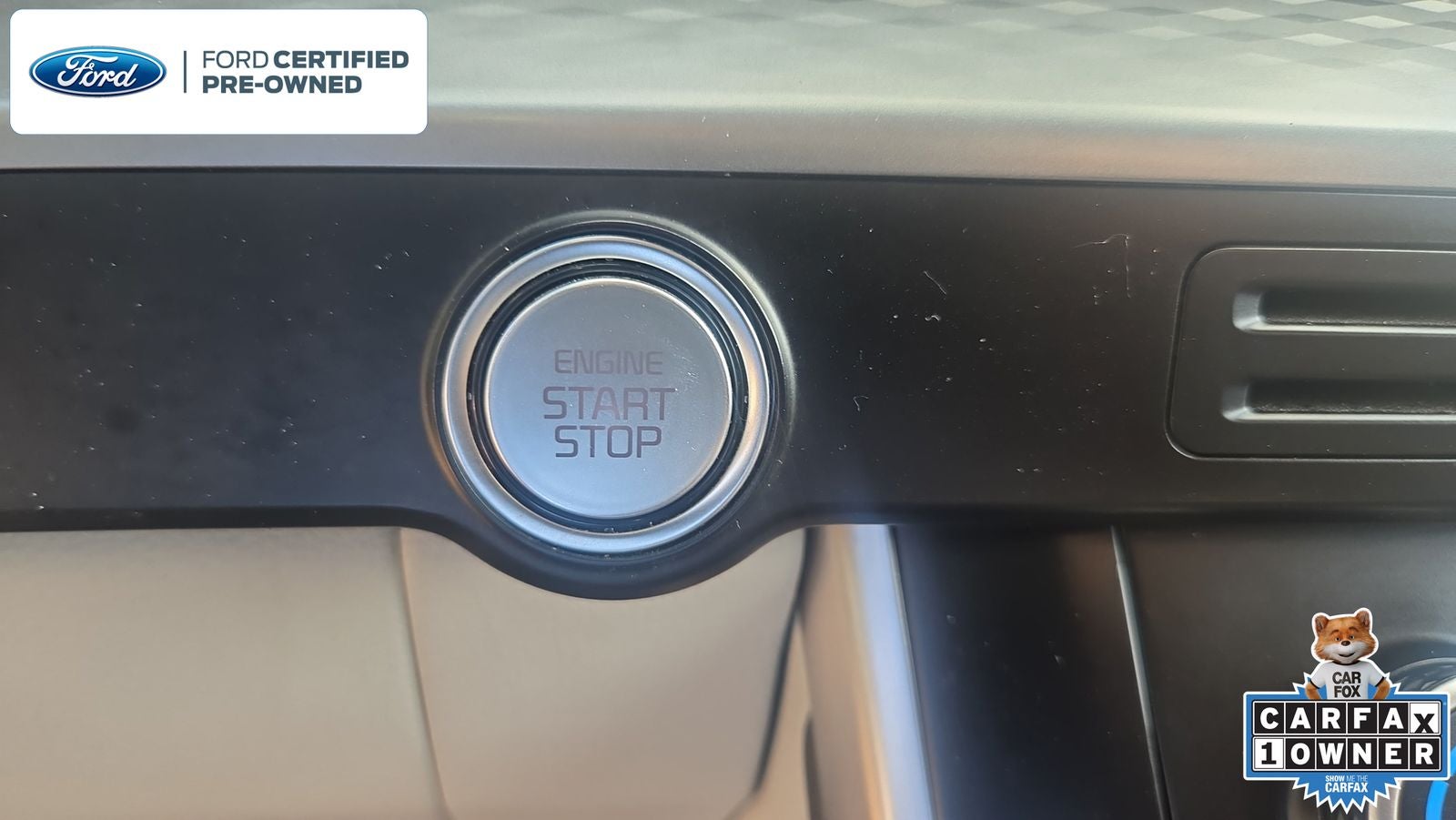 2023 Kia Carnival LX Seat Package